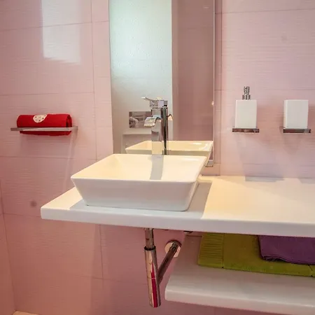Downtown - Comfy 2-bdr. Apt In Top Centre Appartement Burgas